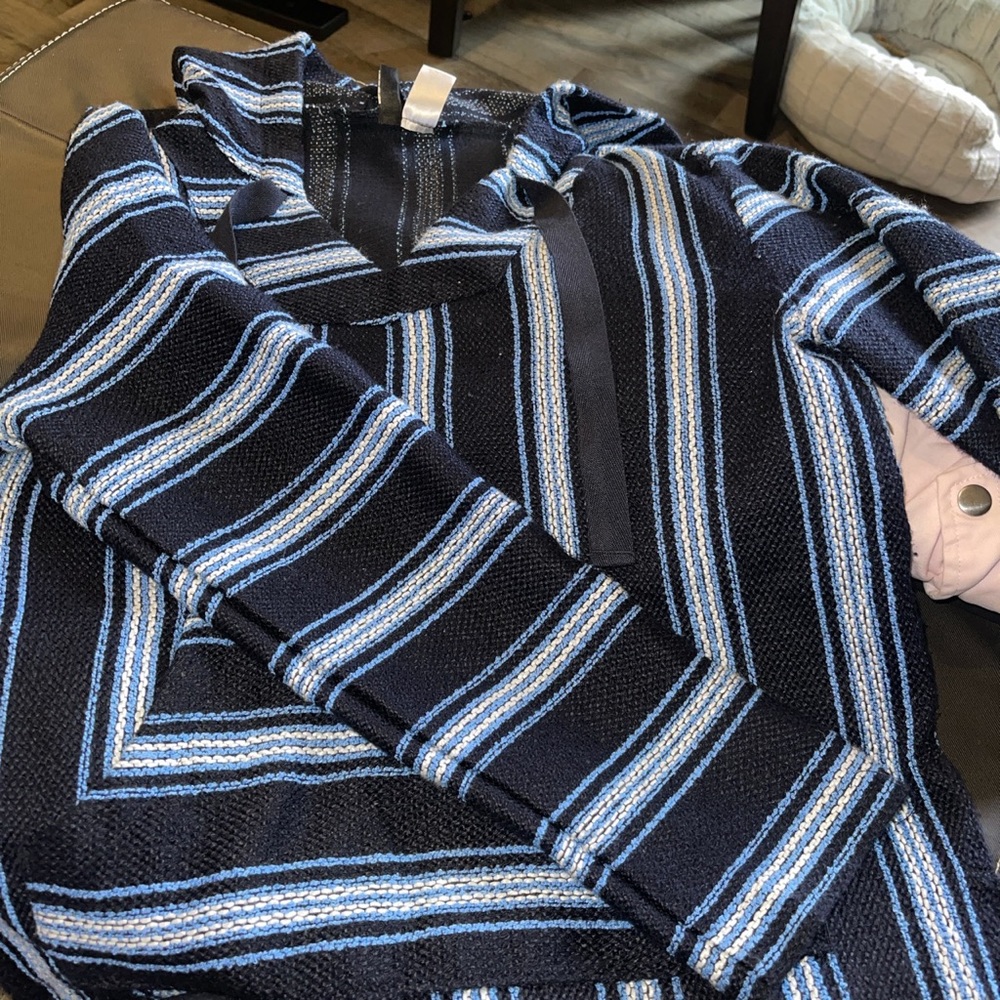 Cute blue sweater 🥰